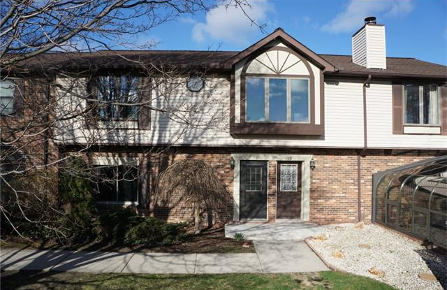 Hampton Pines Town Homes Condos for sale